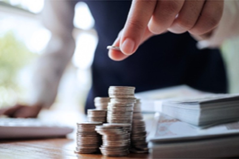 Şirkətlərin bank depozitləri azaldı