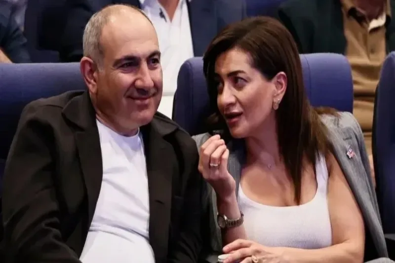 Akopyan və Paşinyan ayrıldı