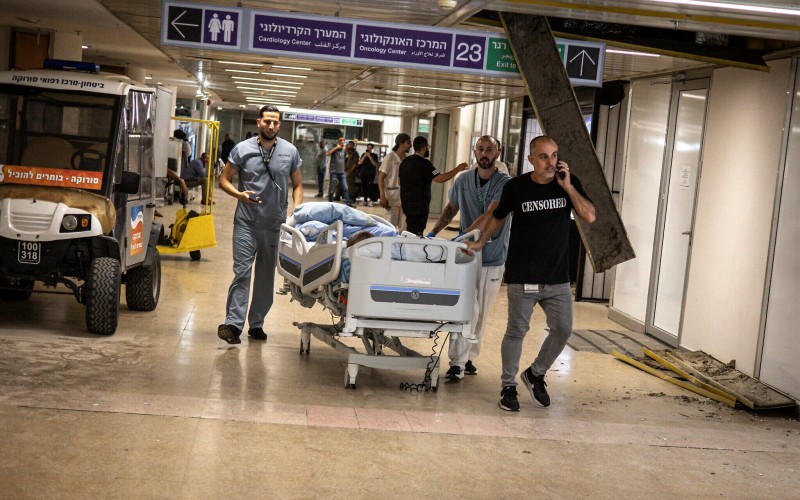 İsrail xəstəxanalarına müharibəyə hazırlaşmaq tapşırıldı