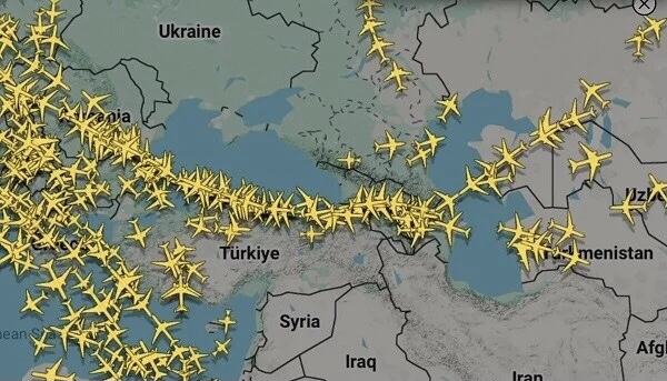 Təyyarələr Azərbaycan səmasına yönəldi - FOTO