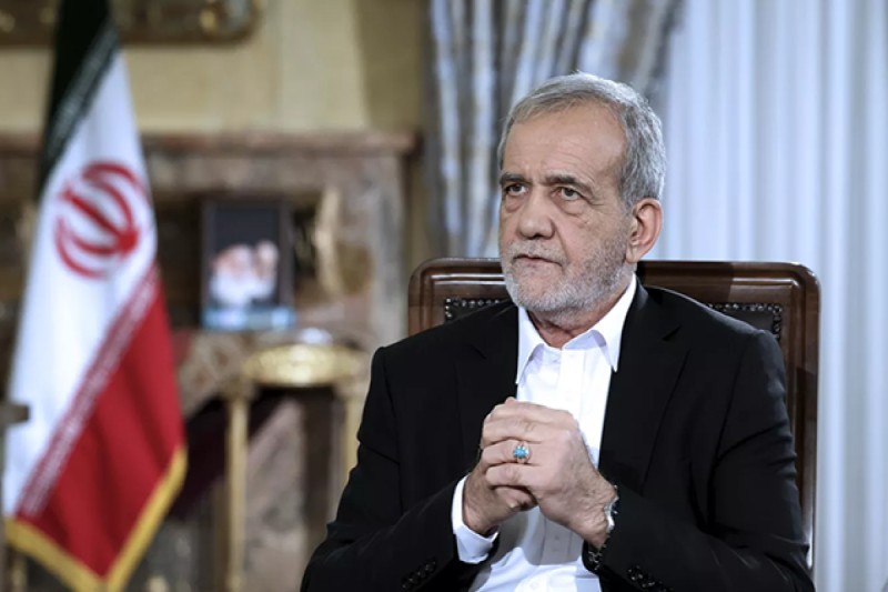 İsrail Pezeşkianı hədəfə almayıb