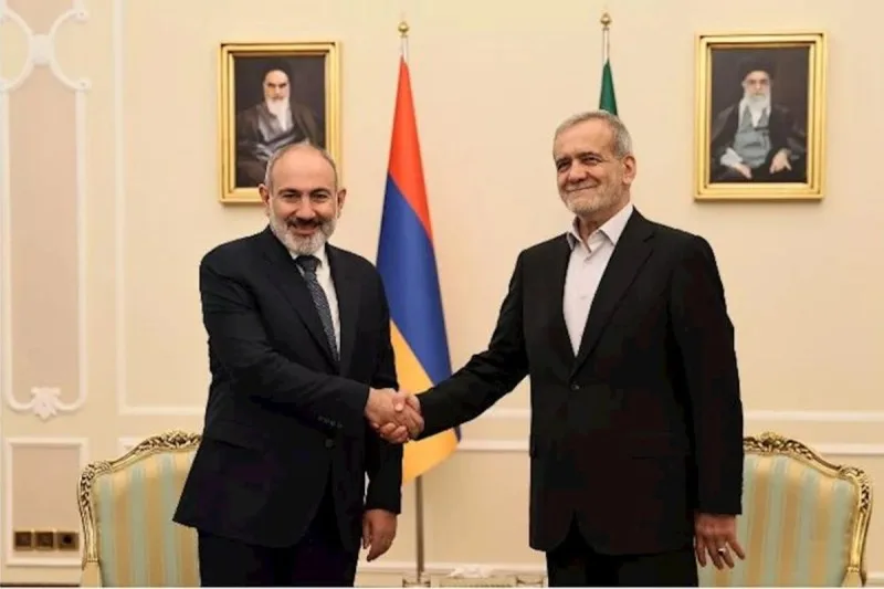 Paşinyan Pezeşkiana başsağlığı verdi