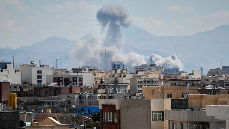 İranda ölənlərin sayı 800-ə çatır