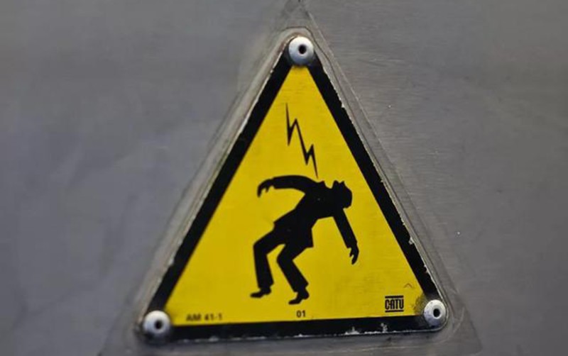 45 yaşlı kişini elektrik cərəyanı vurub öldürdü