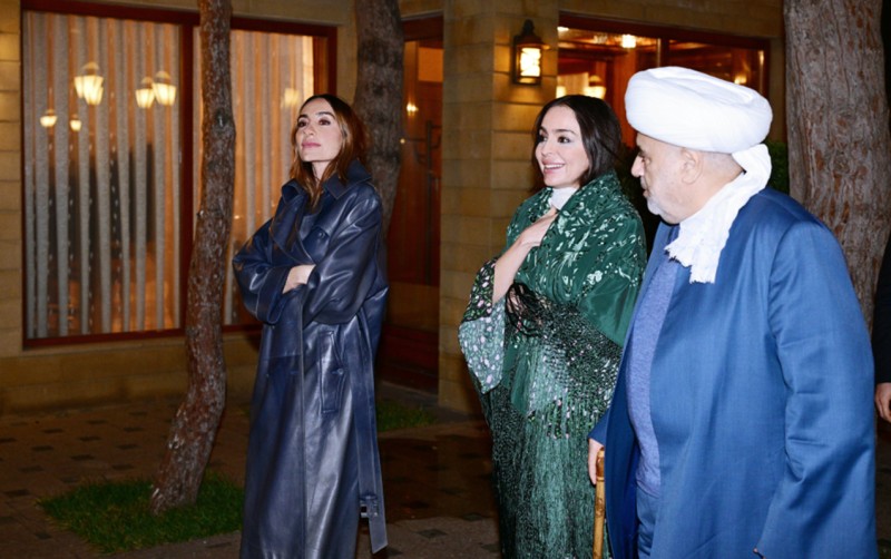 Leyla və Arzu Əliyevalar iftar mərasimində - FOTOLAR