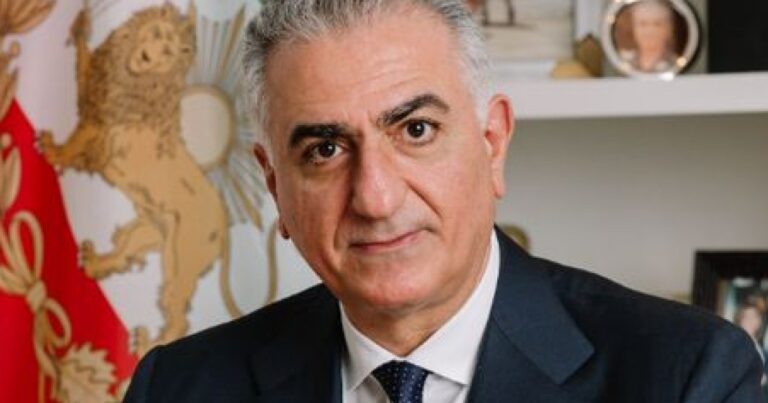 Tramp şahın oğlunu İranda hakimiyyətə gətirməyi düşünür?