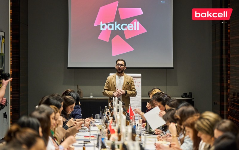 “Bakcell” 8 Martı xanım jurnalistlərlə birgə qeyd edib - FOTOLAR