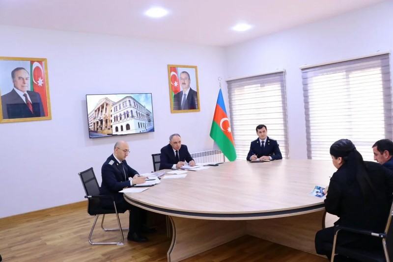 Kamran Əliyev Kürdəmirdə vətəndaşları qəbul edib - FOTOLAR