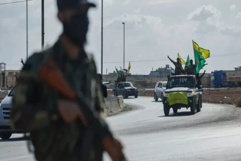 İran İraqda separatçı qrupların mövqelərinə zərbə endirdi