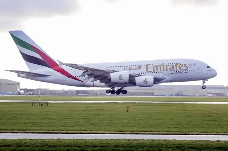 "Emirates" reysləri bərpa edib - YENİLƏNİB