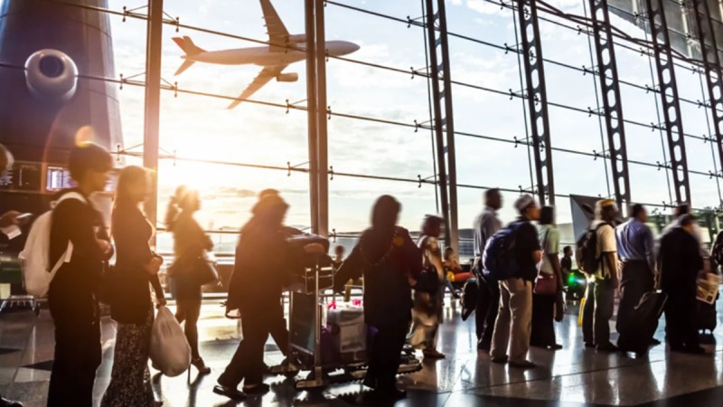 Azərbaycana Yaxın Şərqdən turist axını 22 %-ə yaxın artıb