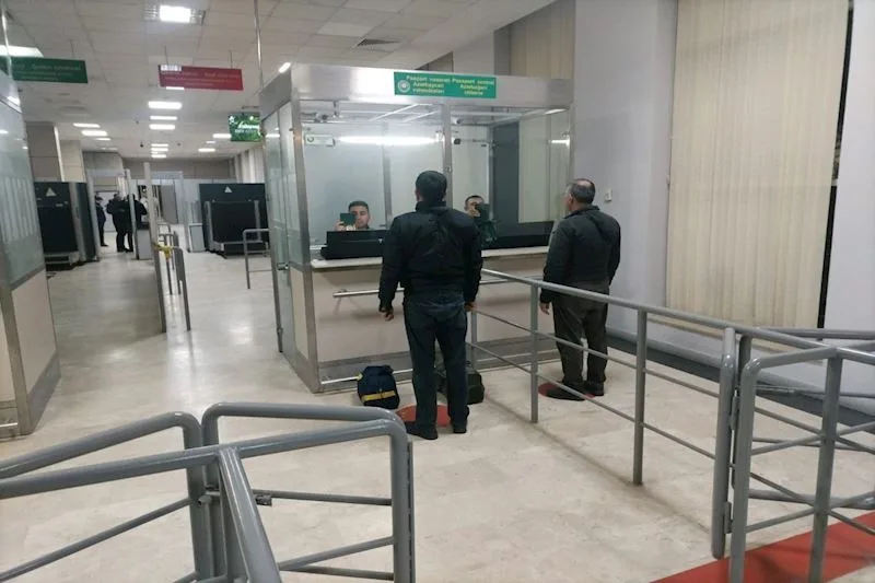 Azərbaycanın Tehrandakı səfirliyinin 9 əməkdaşı təxliyə olunub - YENİLƏNİB