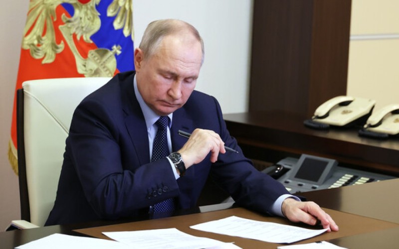 Putin bu şəxslərin ekstradisiyasını qadağan etdi