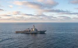 ABŞ İranın hərbi gəmisini vurdu - 100-dən çox ölən var