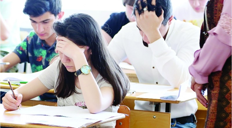 İmtahanda suallar şagirdləri çətin vəziyyətə saldı – NARAZILIQ