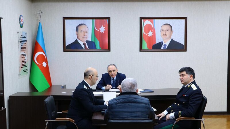 Kamran Əliyev Sabunçuda vətəndaşları qəbul edib - FOTOLAR