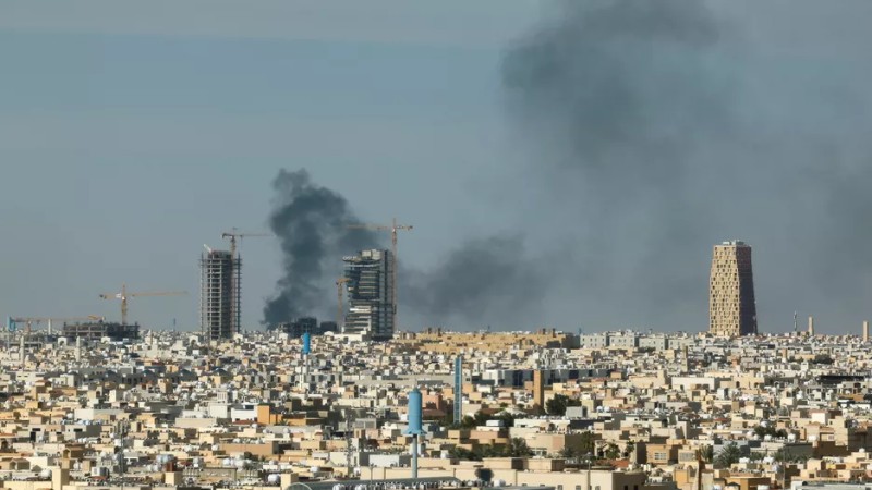 SEPAH Küveytdəki ABŞ bazasını hədəf alıb