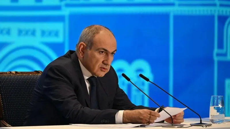 Paşinyan: Kilsə Azərbaycanla müharibəni qızışdırmağa çalışır