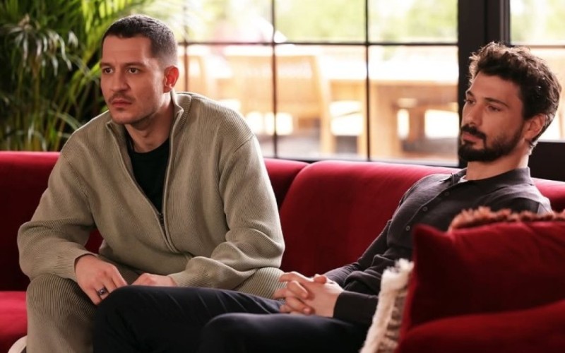 Yeraltına vida etdi - FOTO