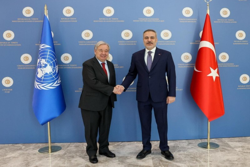 Quterreş Türkiyədə səfərdədir, Fidanla görüşdü