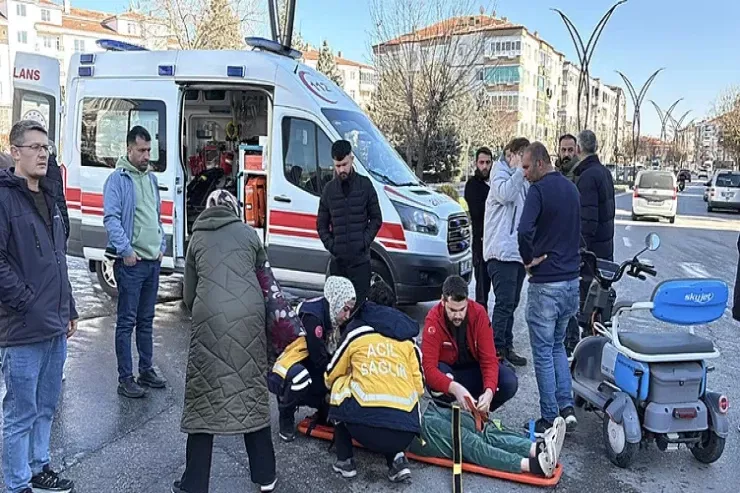Azərbaycanlı motosikletçi qəza törətdi, 4 yaralı var - FOTO