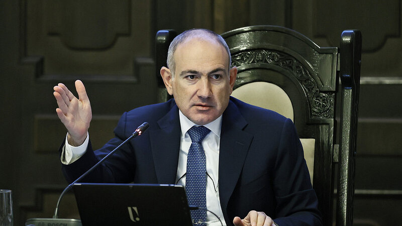 Paşinyan: “Formalaşdırdığımız Ermənistanı fundamental olaraq qoruyacağıq”