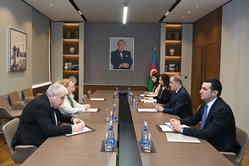 Ceyhun Bayramov BMT-nin Cenevrədəki Ofisinin baş direktoru ilə görüşüb