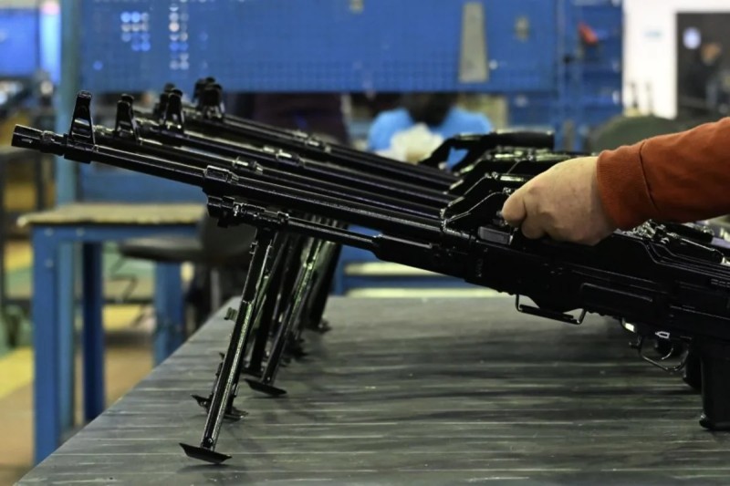 Azərbaycanda 64 adda yeni silah-sursat istehsal olundu