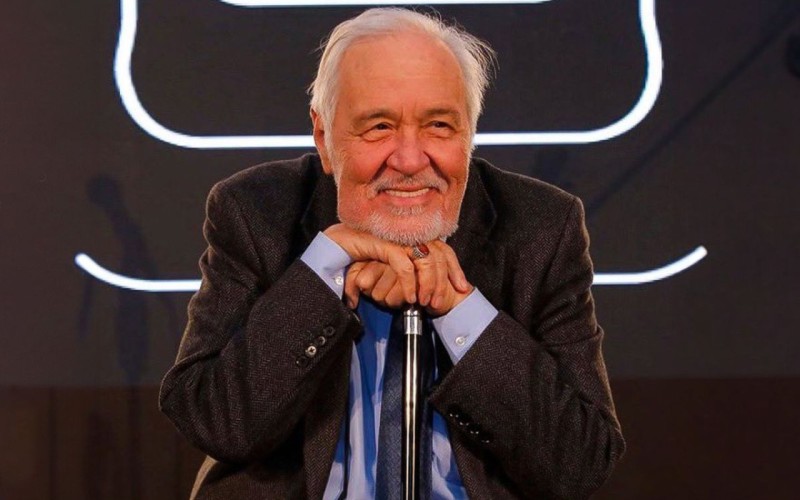 İlber Ortaylının dəfninə gül göndərməyin! - Ailəsi diqqət çəkdi