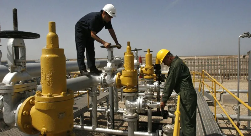 Hörmüz boğazı bağlandı, neft şirkətləri 15 milyard itirdi