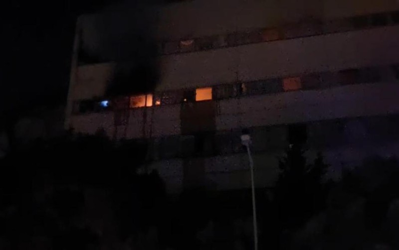 Binəqədidə yaşayış binasında YANĞIN