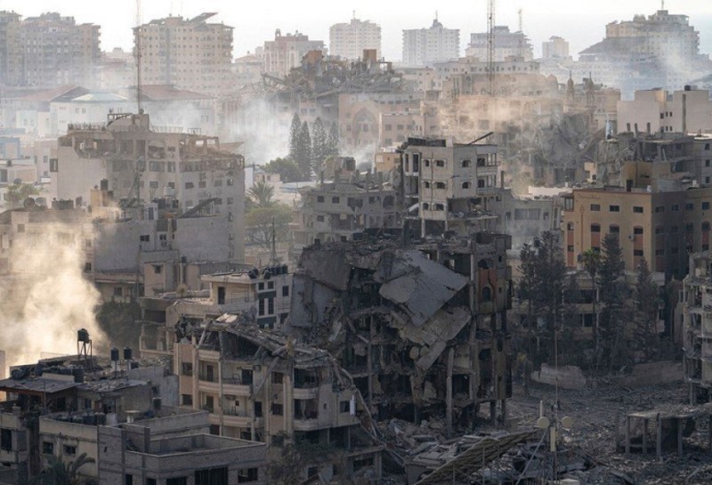 İsrail Qəzzanı vurdu: 12 ölü