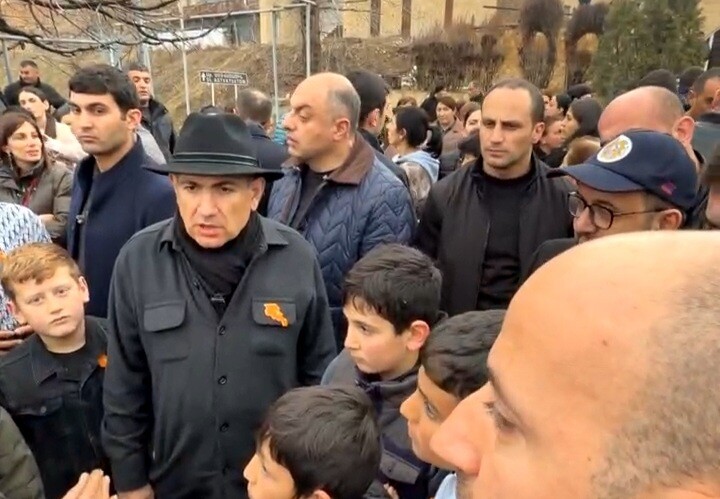 Paşinyan: Ermənistanda 15 yeni bənd layihəsi üzərində iş aparılır