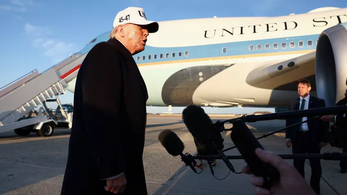 Tramp Hörmüz boğazını açmaq üçün NATO və Pekinə təzyiq göstərir