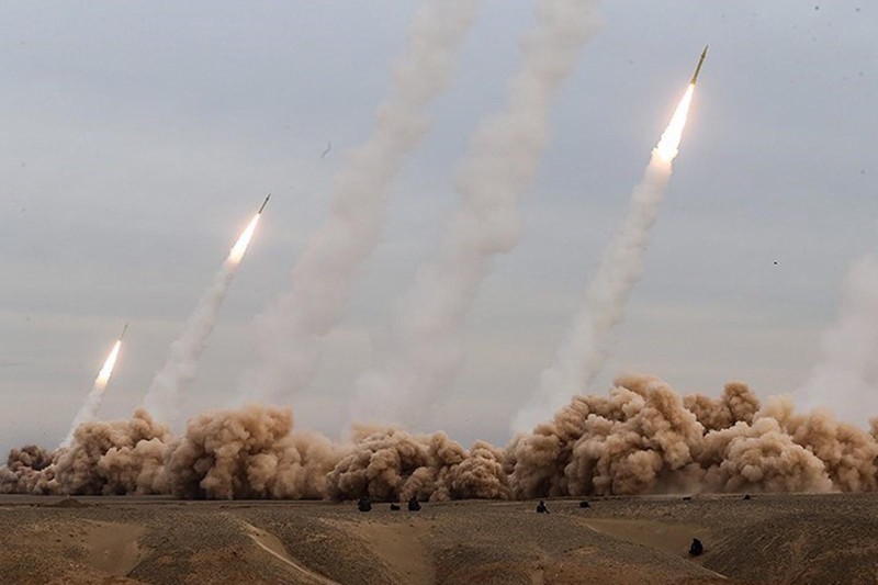 İrandan Qətərə 14 raket atılıb