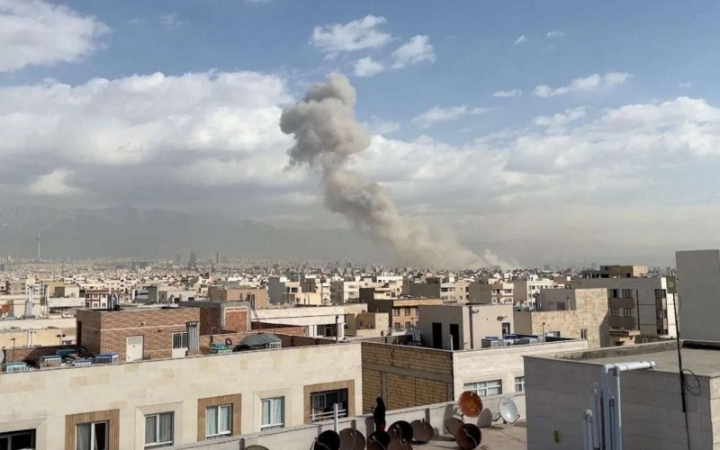 İran yenidən bombardman edildi