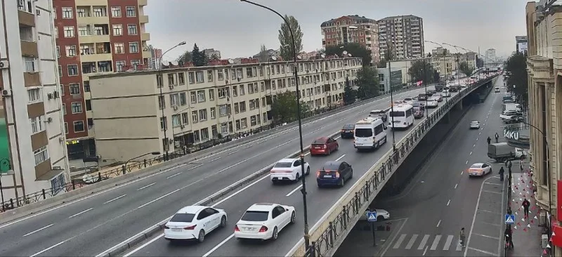Bakının tıxaclı yolları - SİYAHI