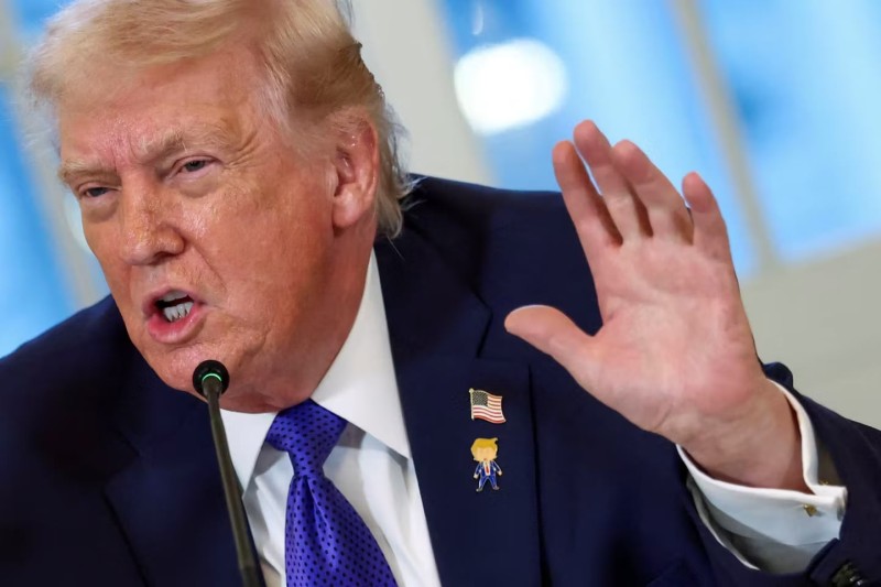 Trampın Kuba iştahı: Ələ keçirəcəyik...