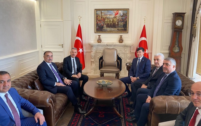 Fuad Muradov İzmir valisi ilə görüşdü - FOTO