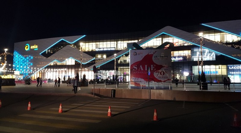 Bişkekdə HƏYACAN: Ticarət mərkəzinə bomba qoyulub