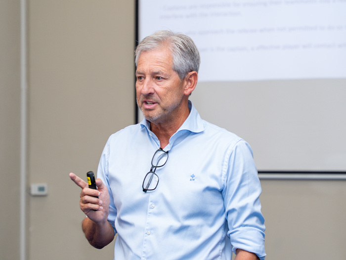 AFFA rəsmisi Barselona-Nyukasl oyununa təyinat aldı