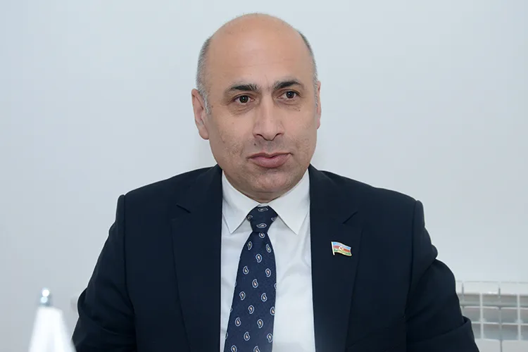 Azər Badamov: Dövlət qulluğunda əməkhaqqı sistemi yenidən qurulur