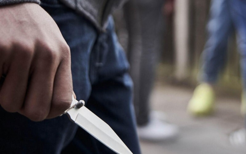 Qaxda bıçaqlanma - Hər iki tərəf xəsarət aldı