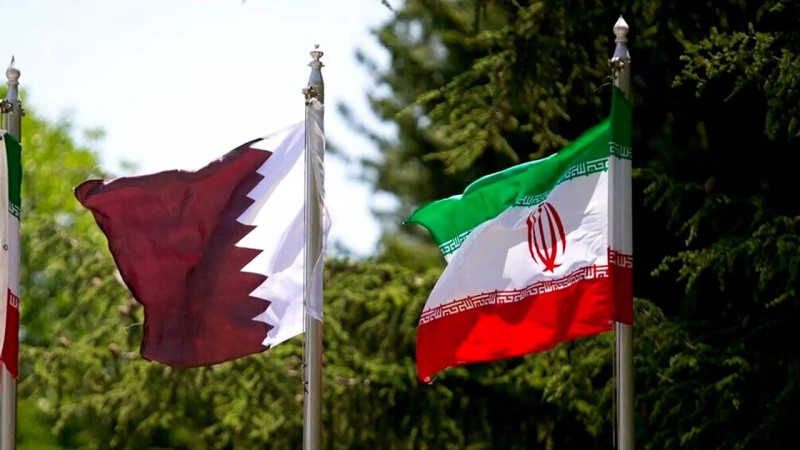Qətər İran diplomatlarını ölkədən çıxarır