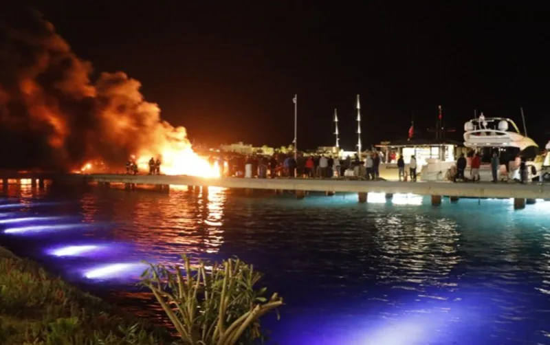 Kül olan lüks yaxtalar Anar Əlizadənin imiş