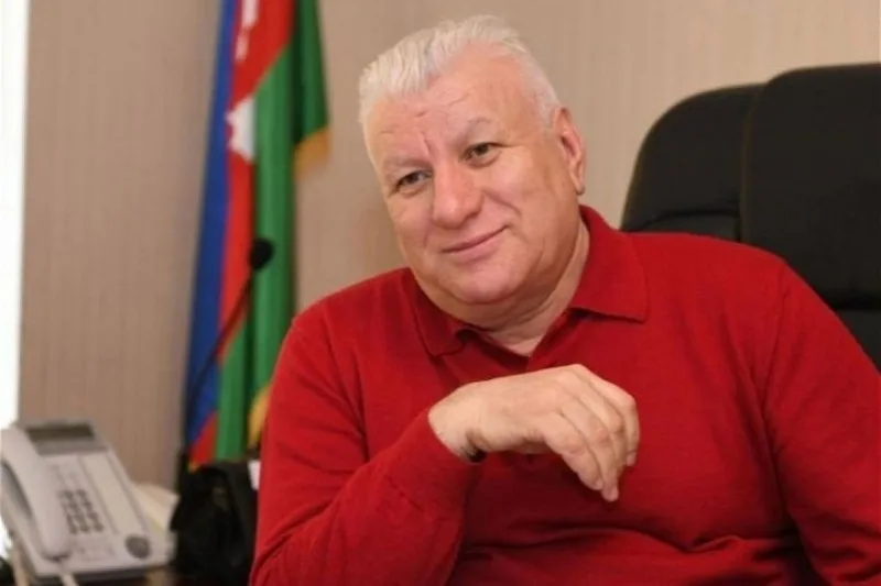 Əliqismət Lalayev: “... o şəxsə heç salam verməyə dəyməzmiş"