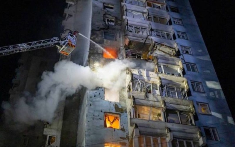 Rusiya Ukraynaya kütləvi hava zərbələri endirdi - Ölənlər və xəsarət alanlar var