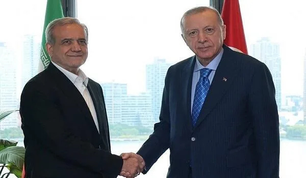 Pezeşkian Ərdoğana təşəkkür edib