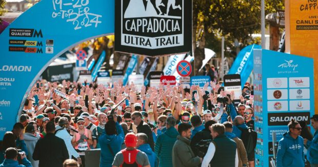 Türkiyənin “Salomon Cappadocia Ultra-Trail” marafonu mükafata layiq görülüb - FOTOLAR
