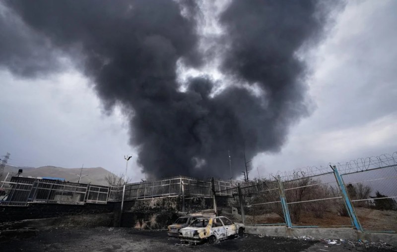 İranın müxtəlif bölgələrində hava hücumları qeydə alınıb